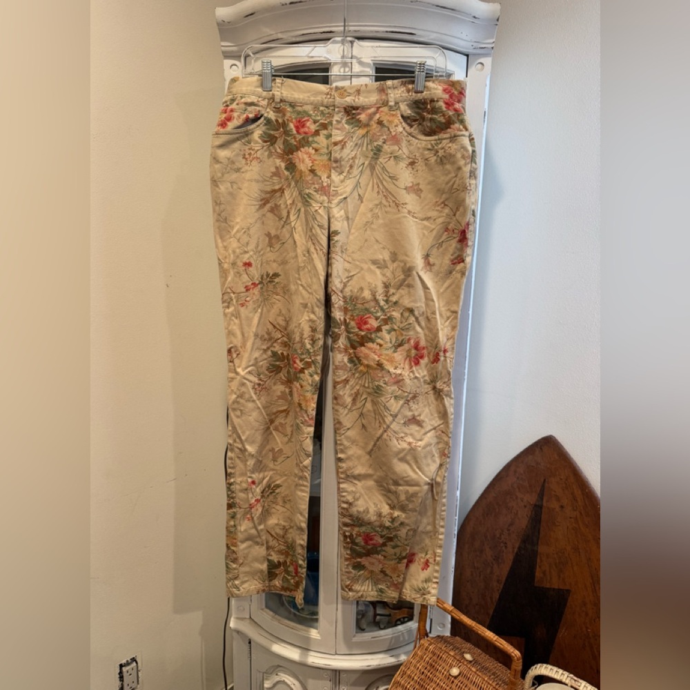 Lauren Ralph Lauren Floral Print Pants - Cream and Red